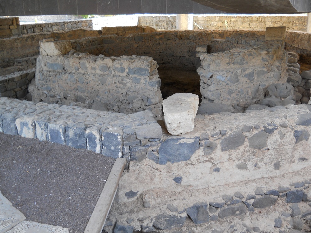 Ruinele de pe locul unde a fost casa lui Simon Petru