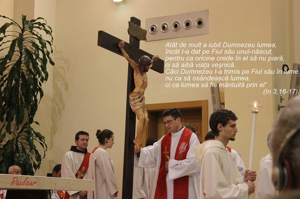 Atat de mult ne_a iubit