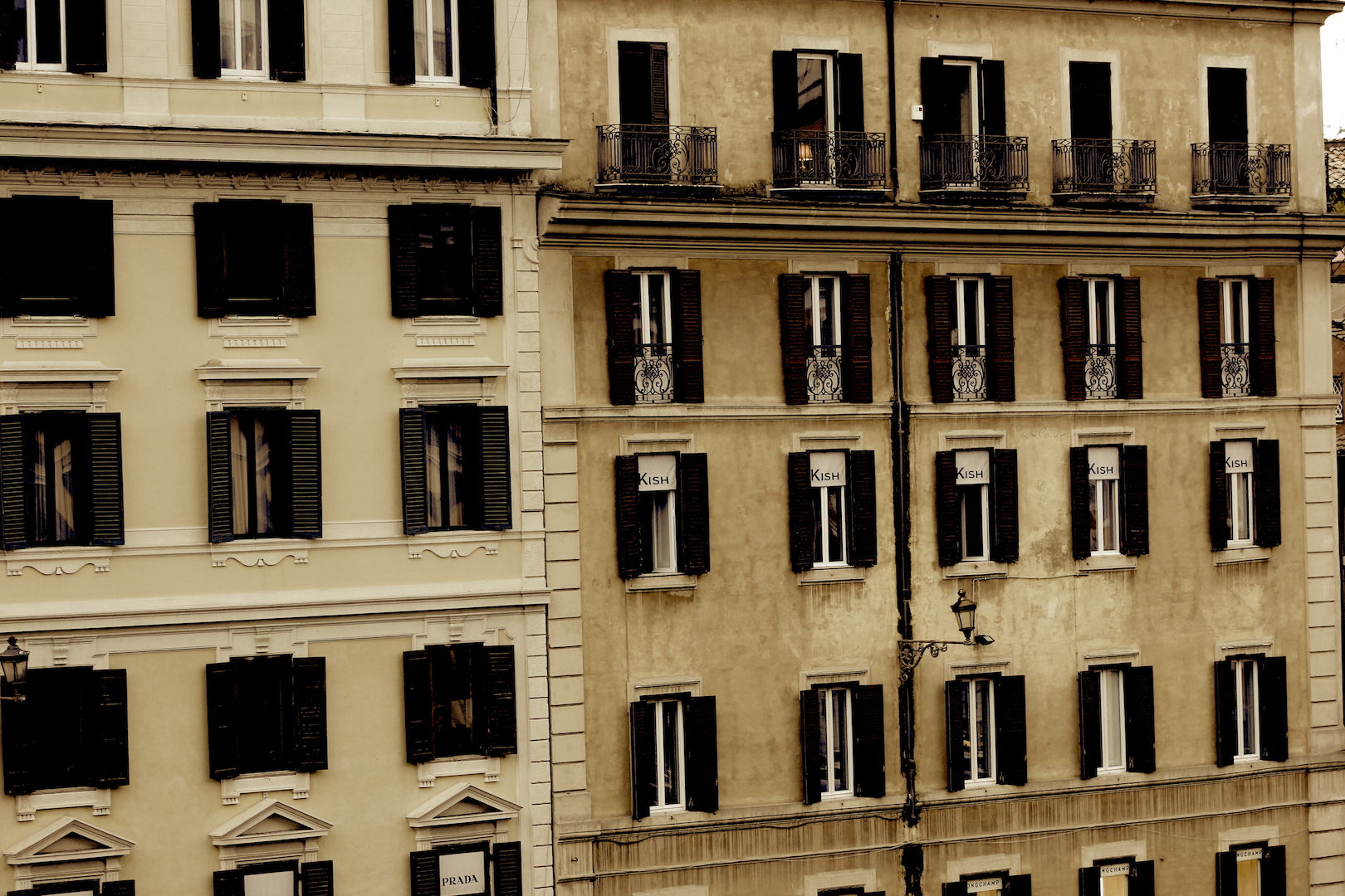 roma_piazza-di-spagna_noiembrie2016_paxlaur7