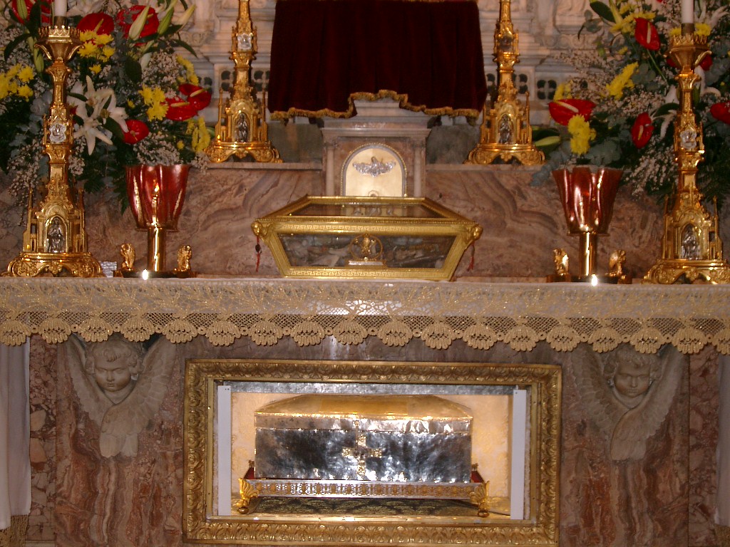 Sfantul Augustin urna mormant Pavia