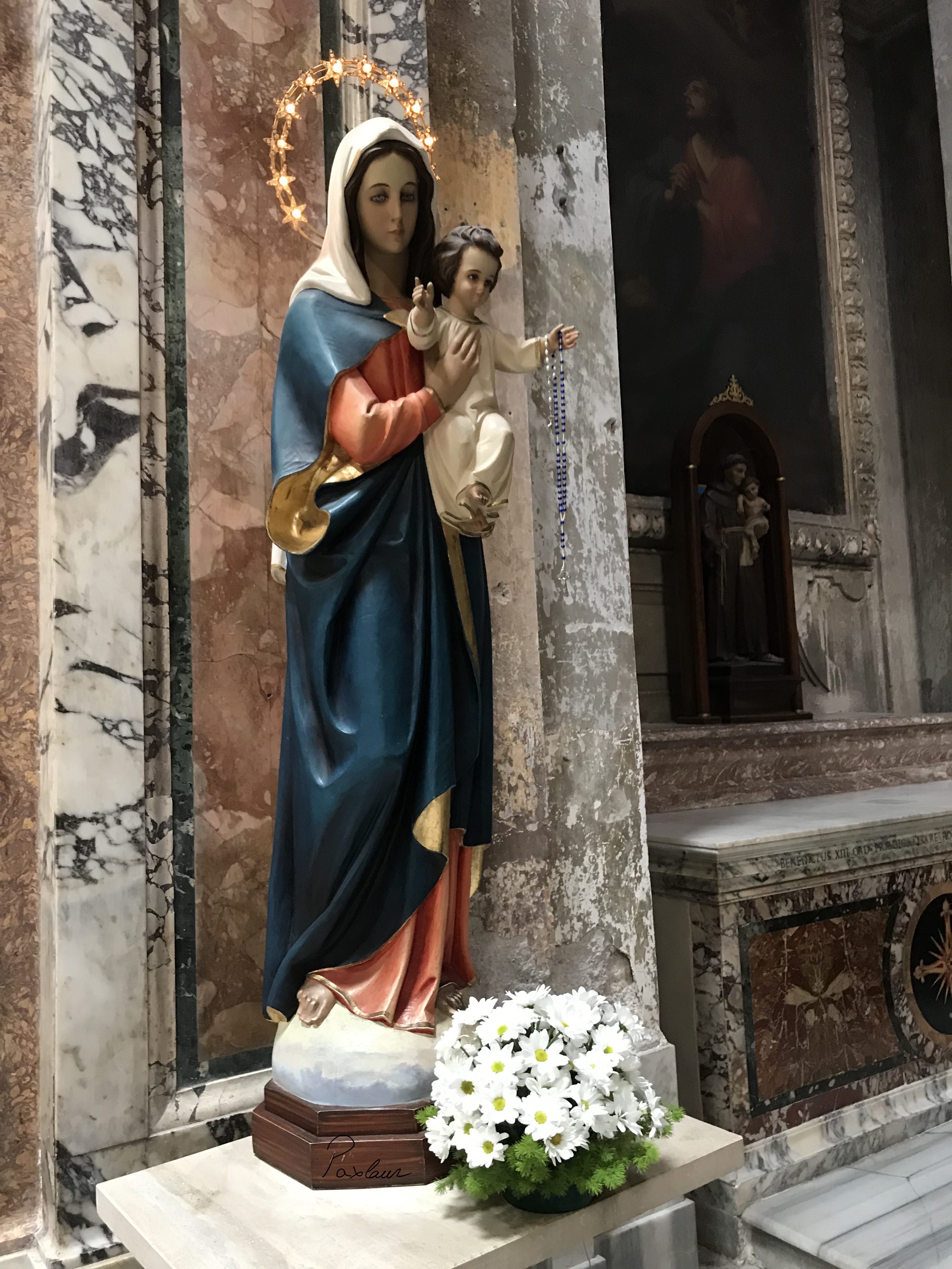 Sfanta Fecioara Maria cu pruncul Isus in Roma